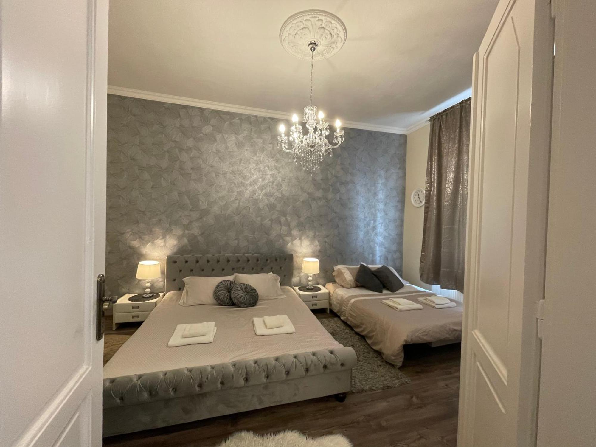 Buda Center Apartment Budapest Eksteriør billede