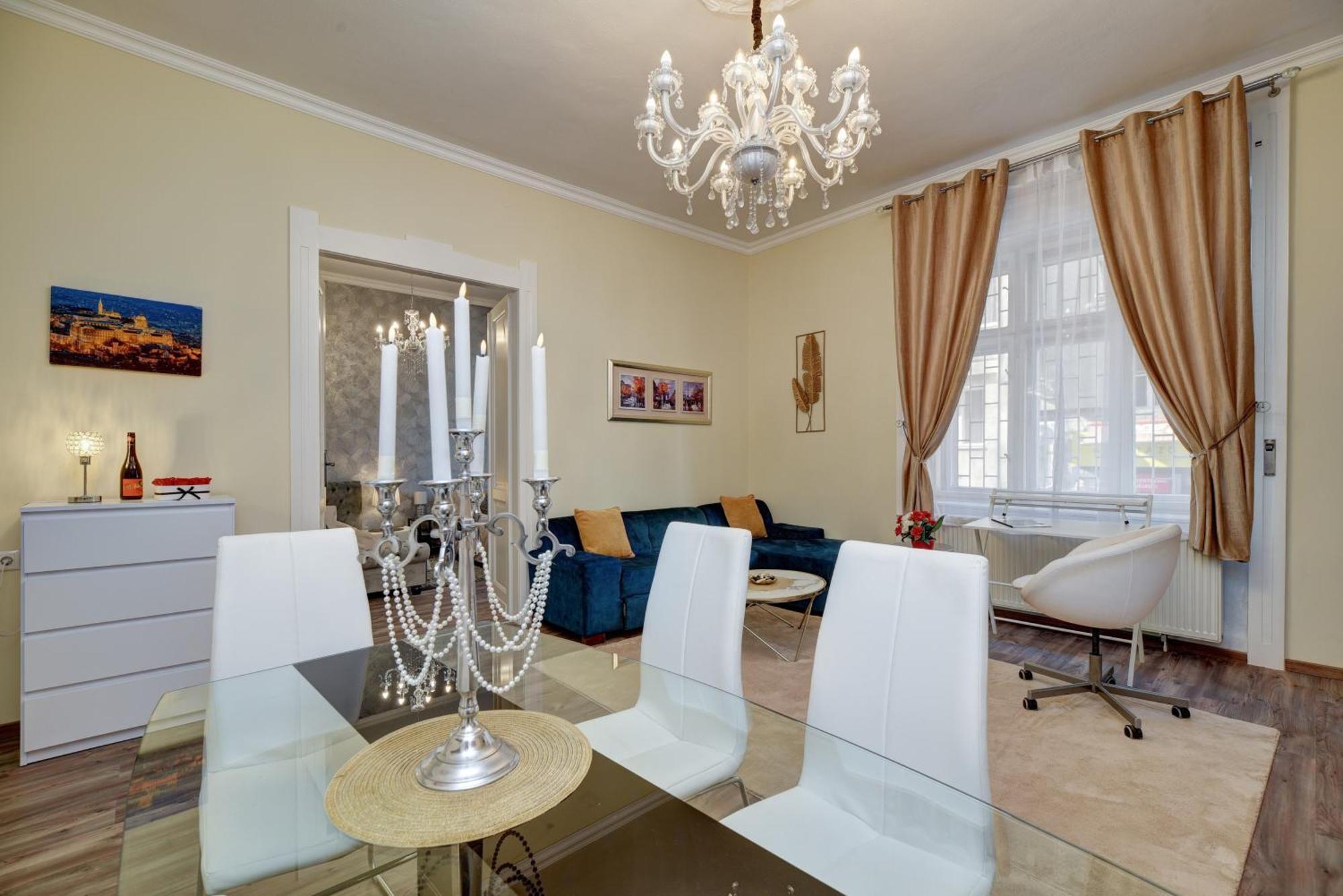 Buda Center Apartment Budapest Eksteriør billede